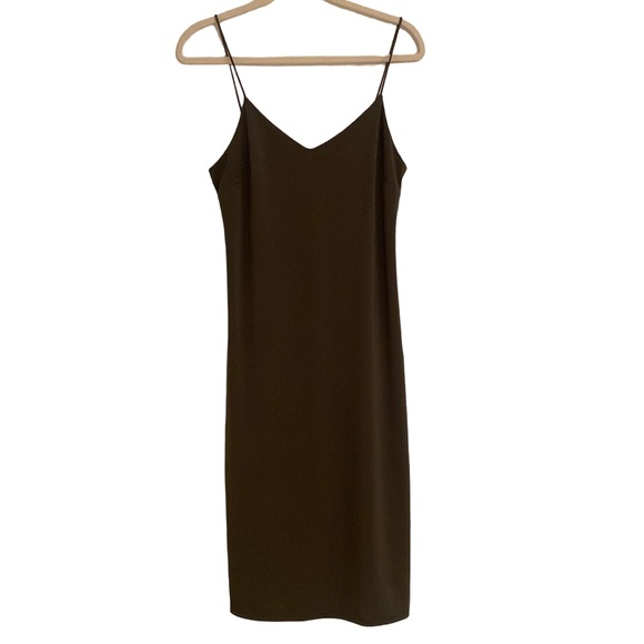 Express Dress - Picture 3 of 8